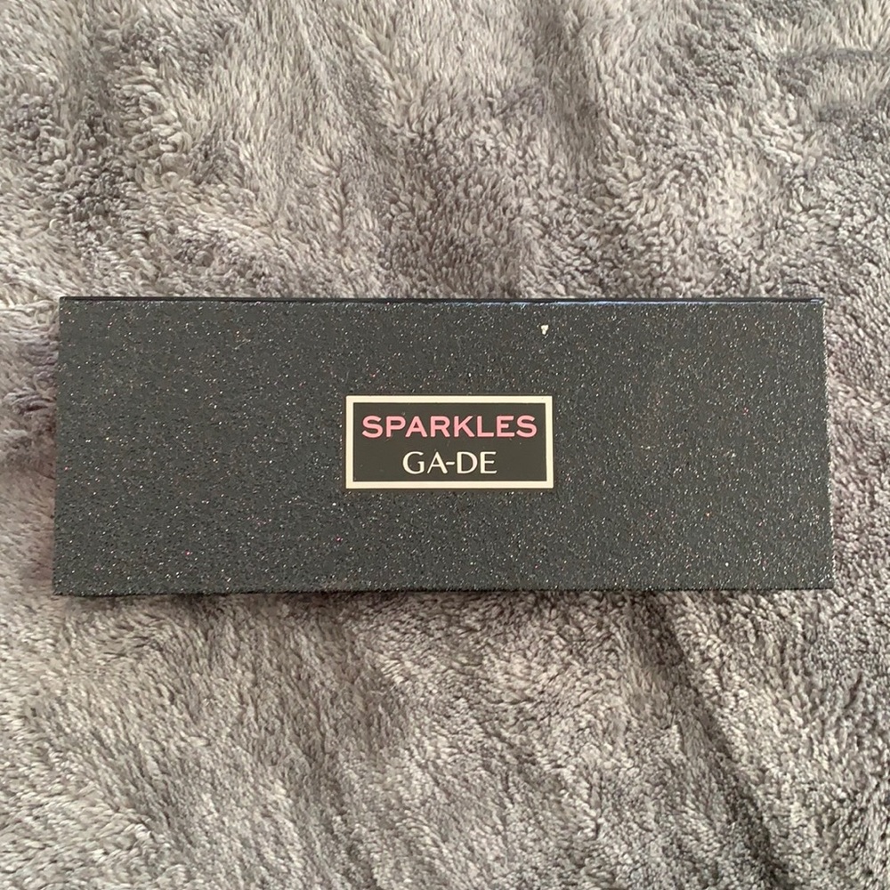 Gade sparkles pallet